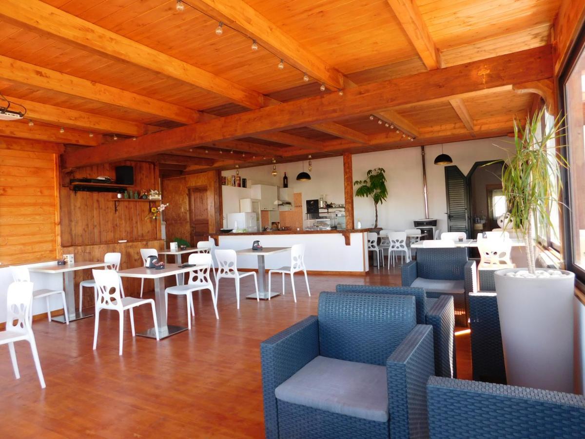 Villa Raggio Di Sole Parcheggio Privato Порто Чезарео Екстериор снимка