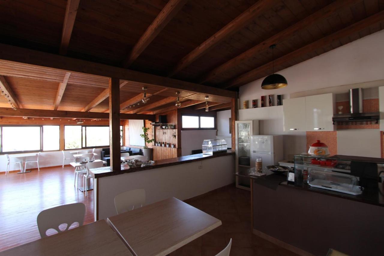 Villa Raggio Di Sole Parcheggio Privato Порто Чезарео Екстериор снимка